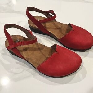 Dansko Rowan Women's Casual Sandals, Cinnabar Milled Nubuck size 38